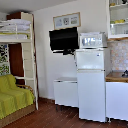 - Bilocale Ovest Appartement SantʼAndrea